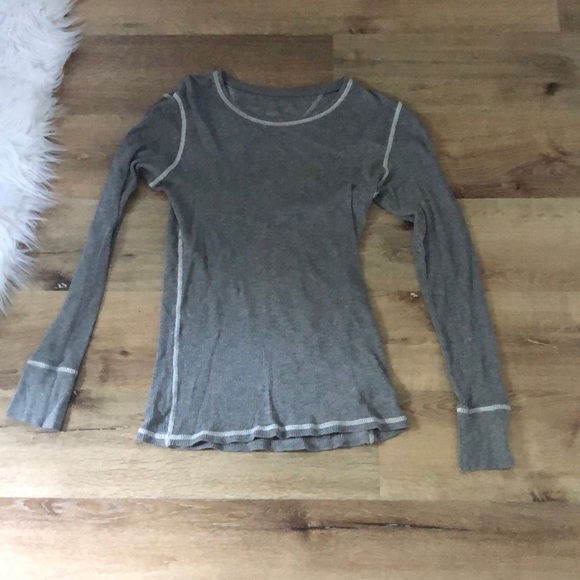 GAP Tops - Gray Thermal Long Sleeved T Shirt, Size M